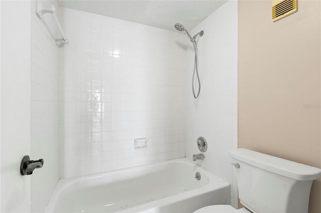 7432 SUNSHINE SKYWAY LANE S 302, St Petersburg, FL 33711