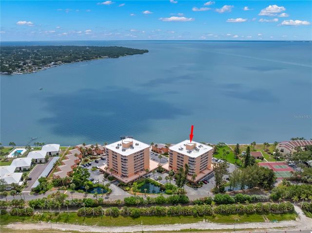 7432 SUNSHINE SKYWAY LANE S 302, St Petersburg, FL 33711