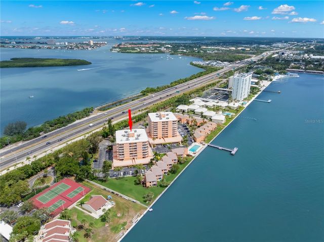 7432 SUNSHINE SKYWAY LANE S 302, St Petersburg, FL 33711