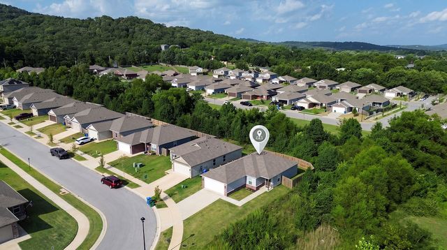 968 S Brambling Lane, Fayetteville, AR 72701