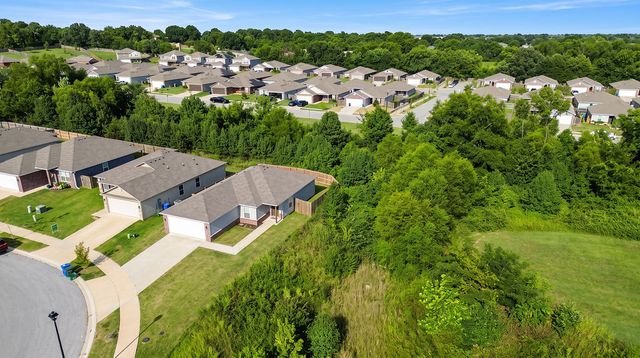 968 S Brambling Lane, Fayetteville, AR 72701