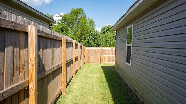 968 S Brambling Lane, Fayetteville, AR 72701