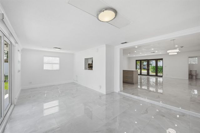 1400 SE 8th Ave, Deerfield Beach, FL 33441