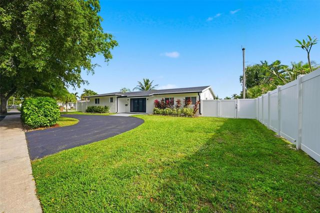 1400 SE 8th Ave, Deerfield Beach, FL 33441
