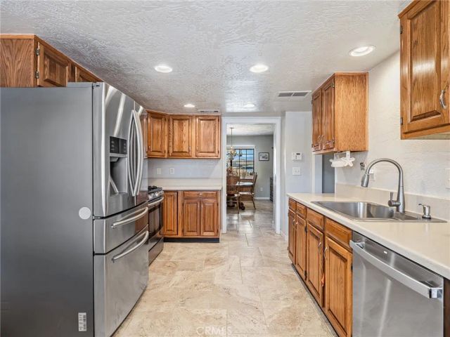 14154 Hopi, Apple Valley, CA 92307