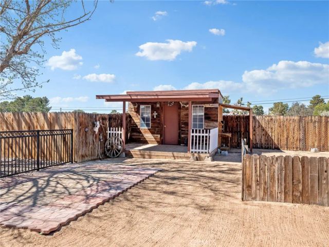 14154 Hopi, Apple Valley, CA 92307