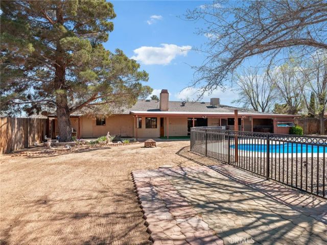 14154 Hopi, Apple Valley, CA 92307