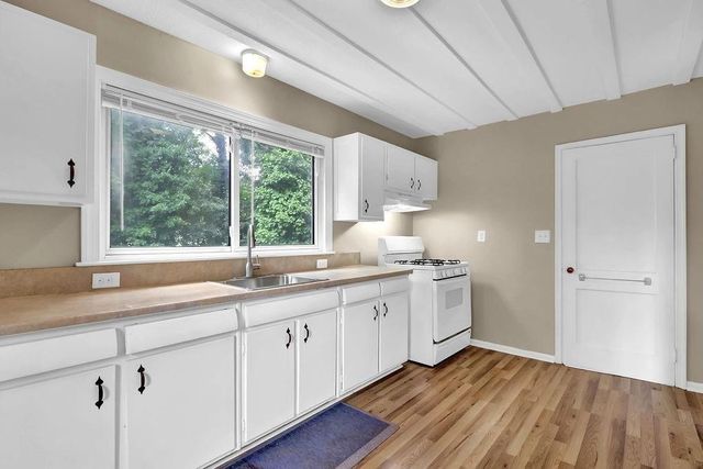 1329 Blanche Drive SE, Marietta, GA 30067
