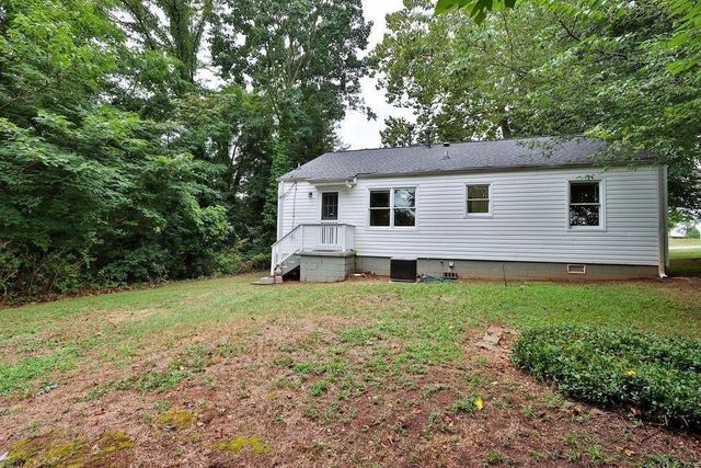 1329 Blanche Drive SE, Marietta, GA 30067