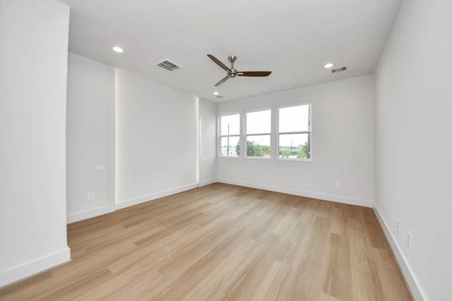 3003A Ventas Drive, Houston, TX 77047