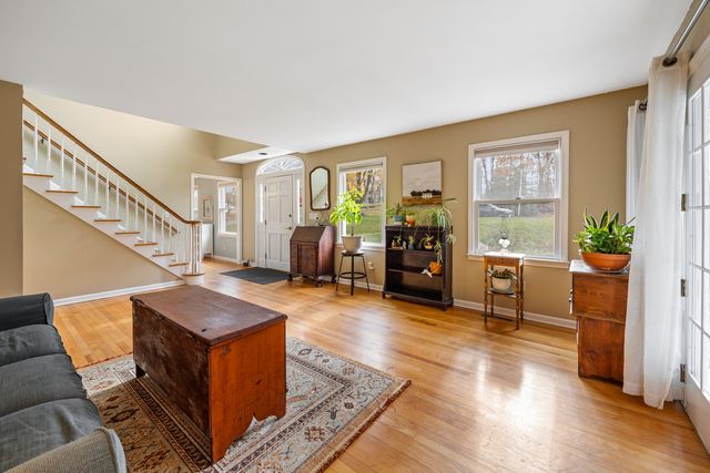 141 Birchwood Drive, Hamden, CT 06518