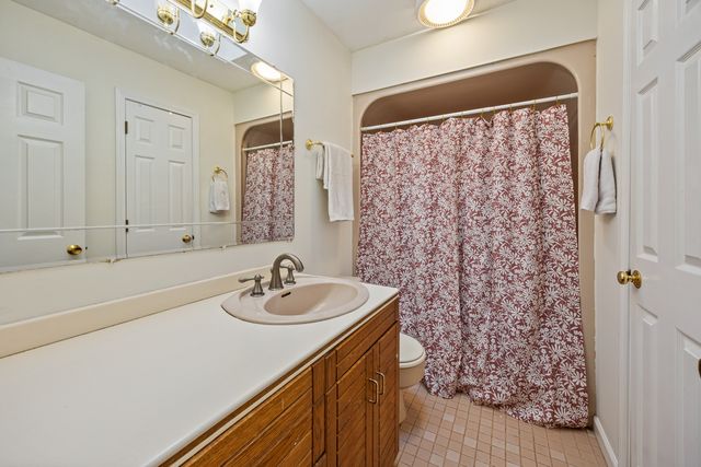 141 Birchwood Drive, Hamden, CT 06518