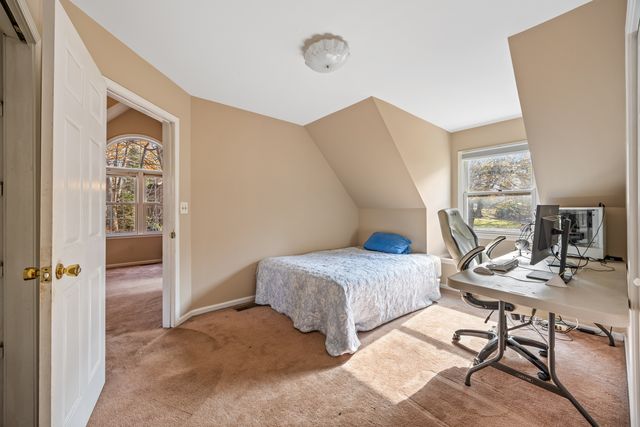 141 Birchwood Drive, Hamden, CT 06518