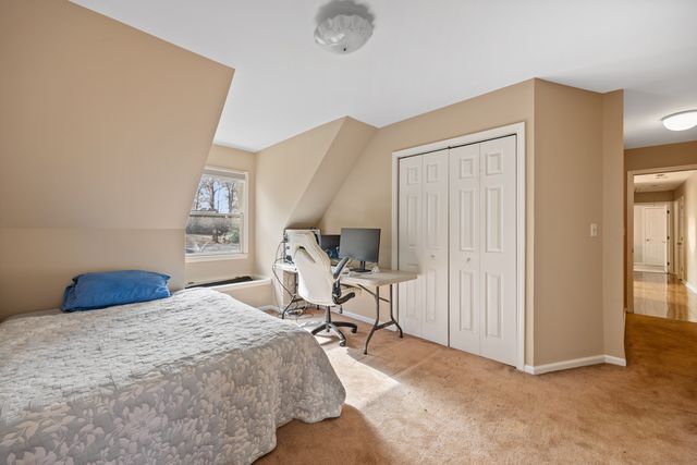 141 Birchwood Drive, Hamden, CT 06518