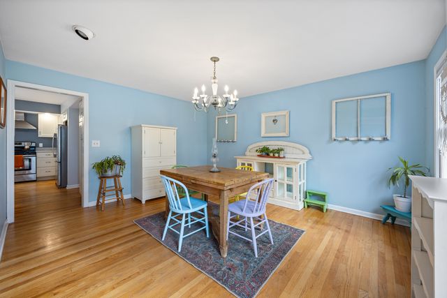 141 Birchwood Drive, Hamden, CT 06518