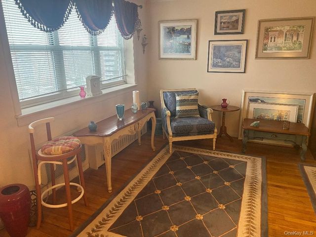 151-20 88 Street 6C, Howard Beach, NY 11414