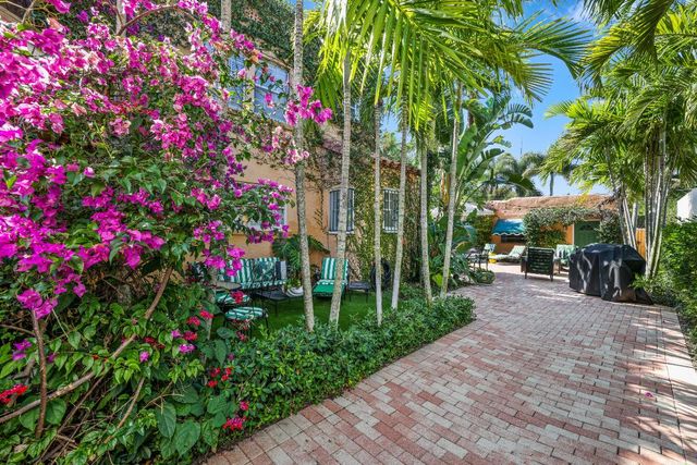 325 Greymon Drive, West Palm Beach, FL 33405