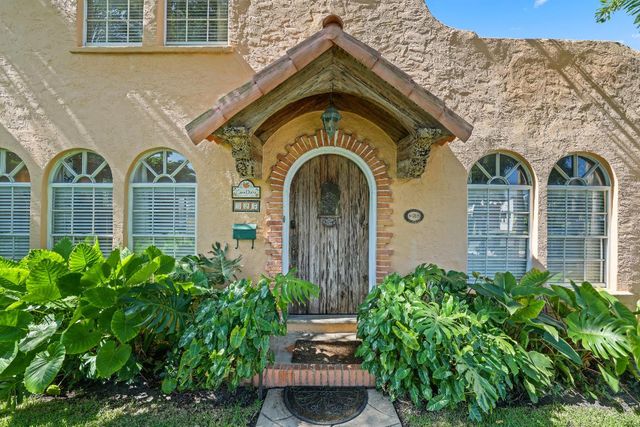 325 Greymon Drive, West Palm Beach, FL 33405