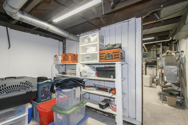 712 N Greenfield AVENUE, Waukesha, WI 53186