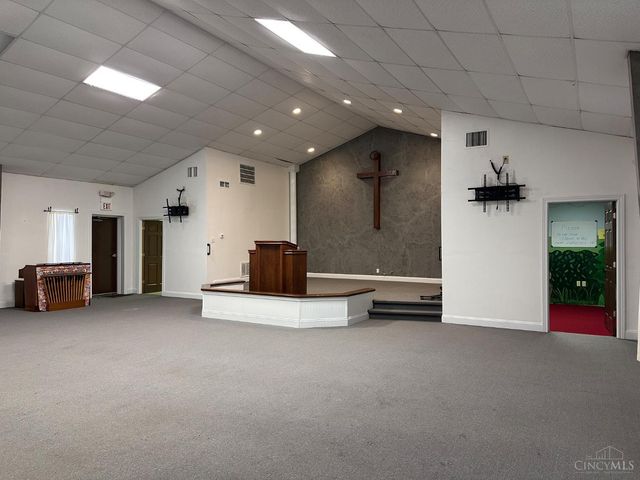 211 Belfast Pike, Hillsboro, OH 45133