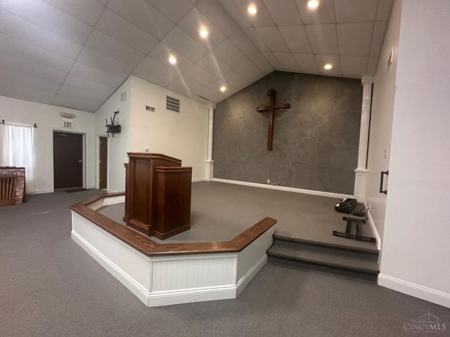 211 Belfast Pike, Hillsboro, OH 45133