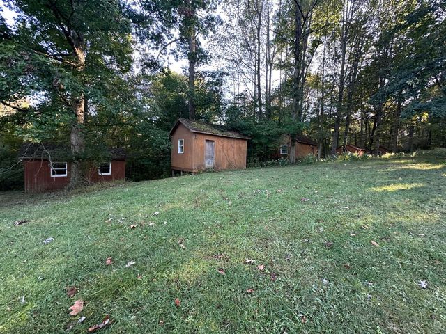 211 Belfast Pike, Hillsboro, OH 45133