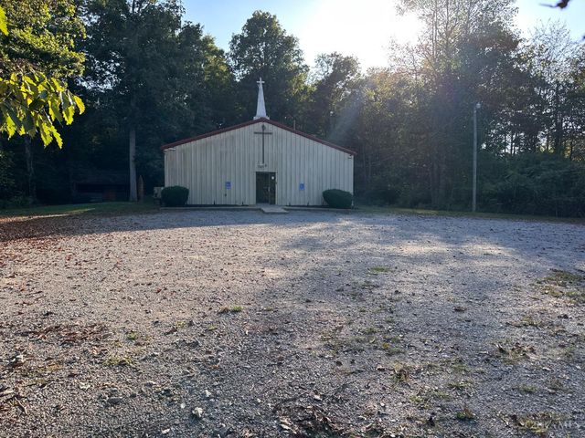 211 Belfast Pike, Hillsboro, OH 45133