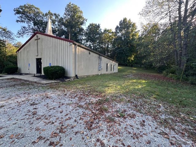 211 Belfast Pike, Hillsboro, OH 45133