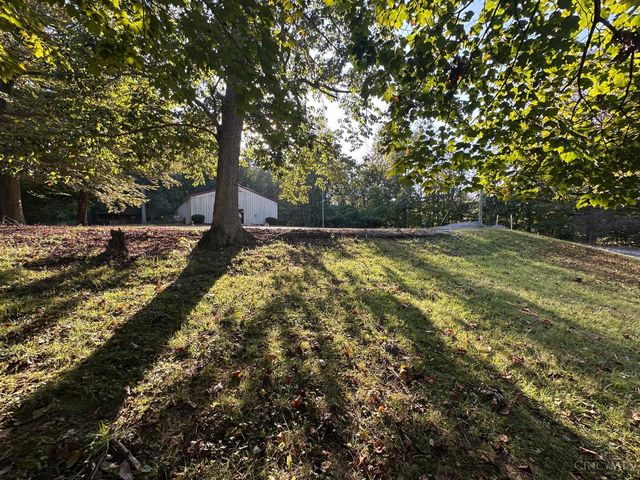 211 Belfast Pike, Hillsboro, OH 45133