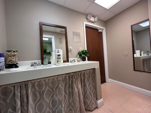 211 Belfast Pike, Hillsboro, OH 45133