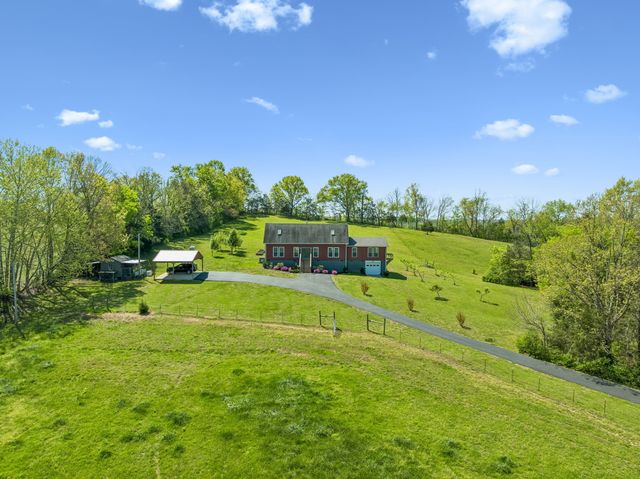 4341 Marlowe Rd, Williamsport, TN 38487