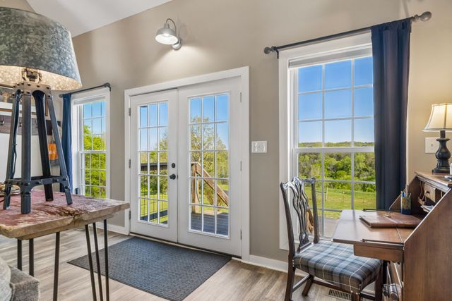 4341 Marlowe Rd, Williamsport, TN 38487