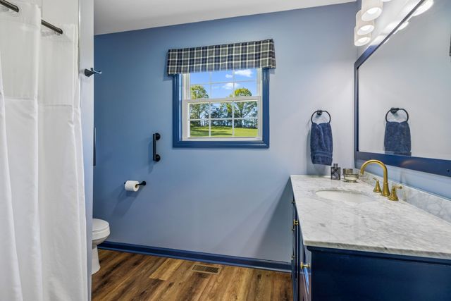 4341 Marlowe Rd, Williamsport, TN 38487