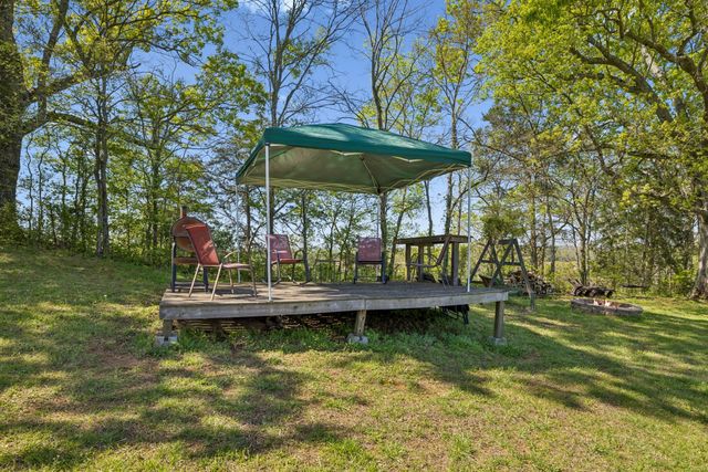 4341 Marlowe Rd, Williamsport, TN 38487