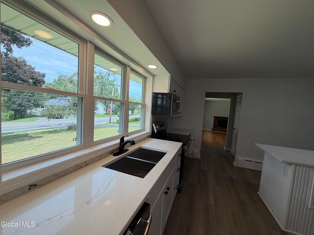 1100 Hudson Avenue, Stillwater, NY 12170