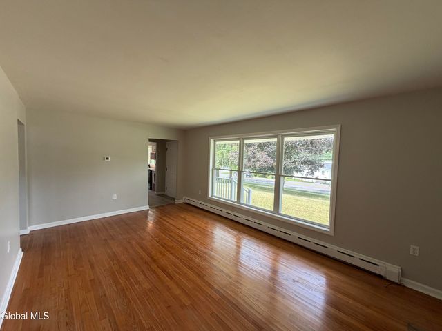 1100 Hudson Avenue, Stillwater, NY 12170