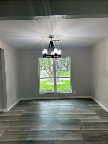 10722 Timbergrove Ln, Corpus Christi, TX 78410