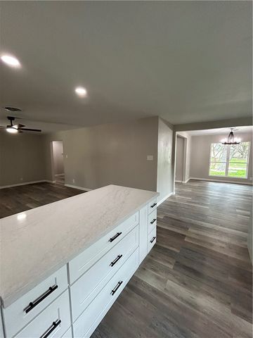10722 Timbergrove Ln, Corpus Christi, TX 78410