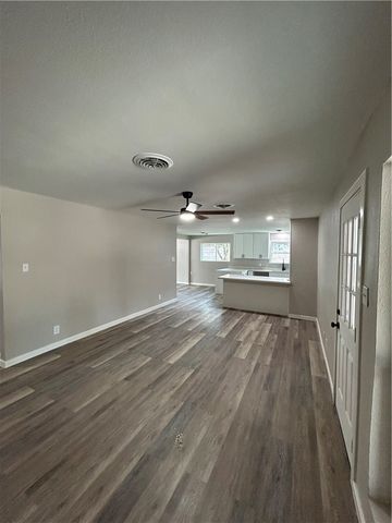 10722 Timbergrove Ln, Corpus Christi, TX 78410
