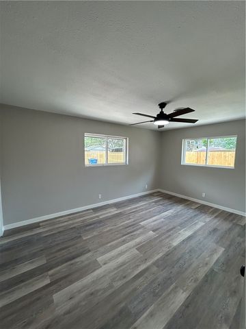10722 Timbergrove Ln, Corpus Christi, TX 78410