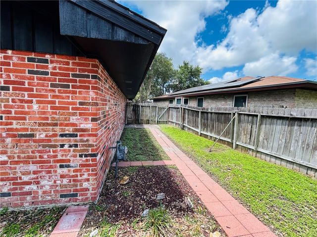 10722 Timbergrove Ln, Corpus Christi, TX 78410