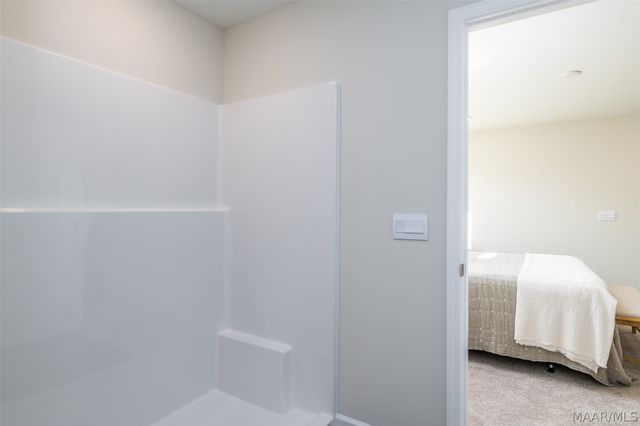 18 Coolidge Drive, Wetumpka, AL 36092