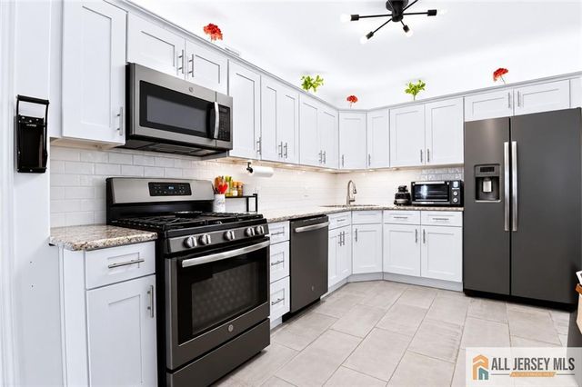 1304 Plymouth Road, North Brunswick, NJ 08902
