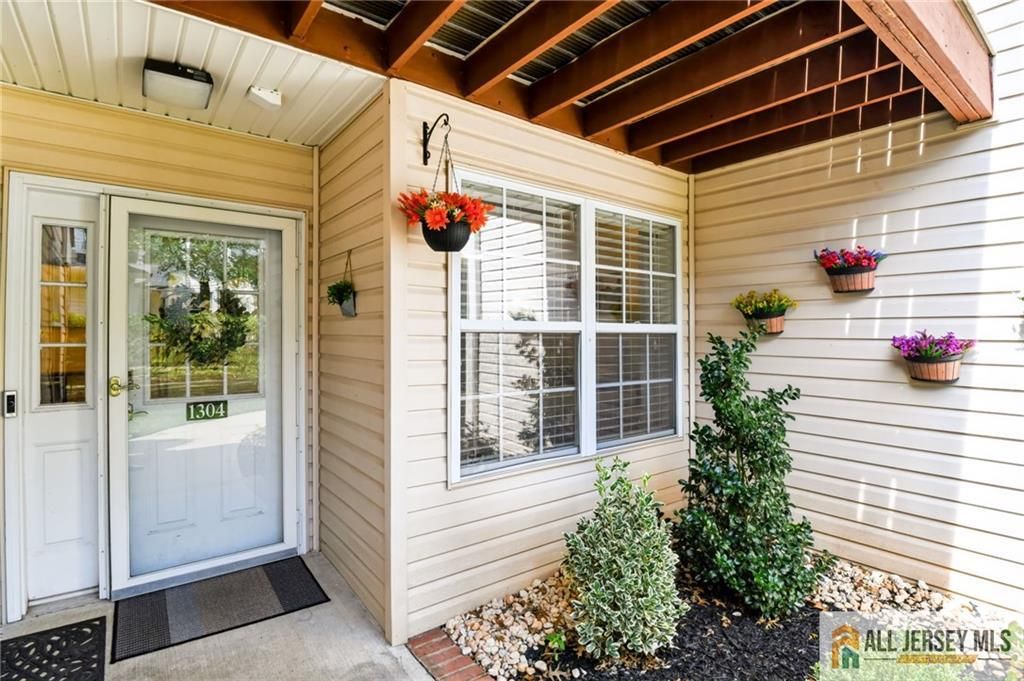 1304 Plymouth Road, North Brunswick, NJ 08902