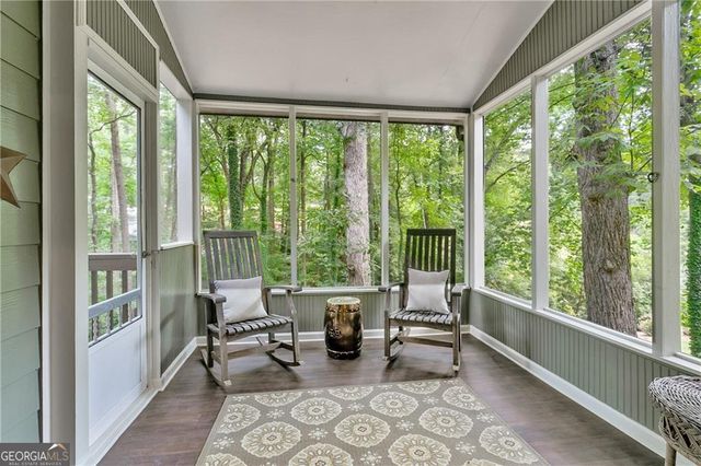 2810 Windrush Lane, Roswell, GA 30076