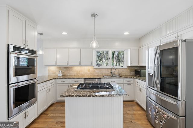 2810 Windrush Lane, Roswell, GA 30076