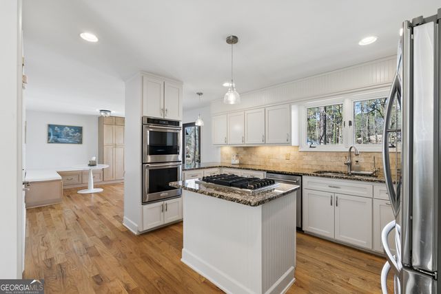 2810 Windrush Lane, Roswell, GA 30076