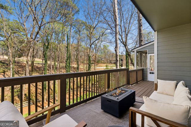 2810 Windrush Lane, Roswell, GA 30076