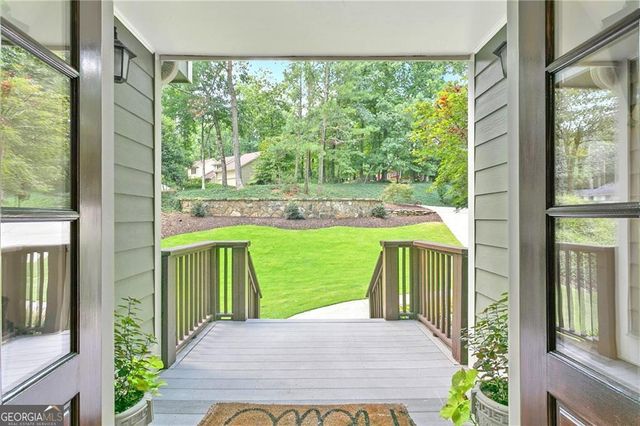 2810 Windrush Lane, Roswell, GA 30076