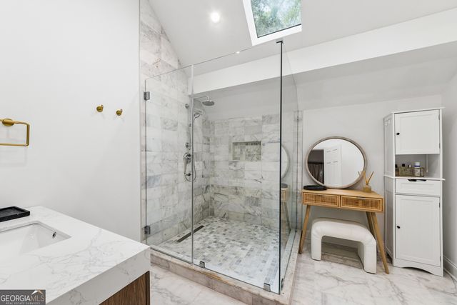 2810 Windrush Lane, Roswell, GA 30076